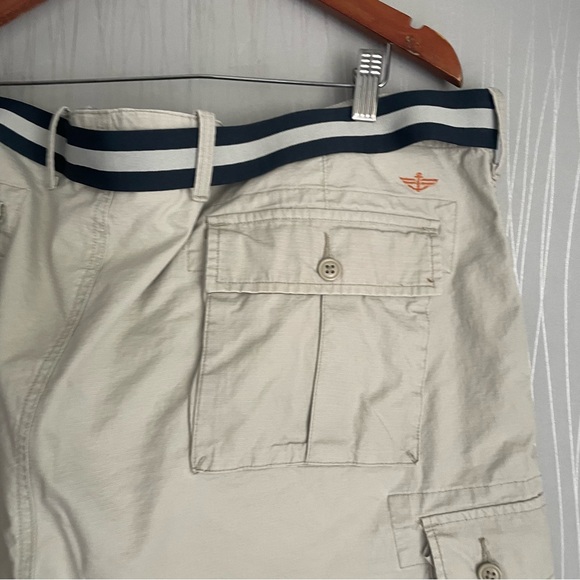 Dockers Men's Cargo Shorts Size 44 Beige with Belt Casual - Picture 7 of 10